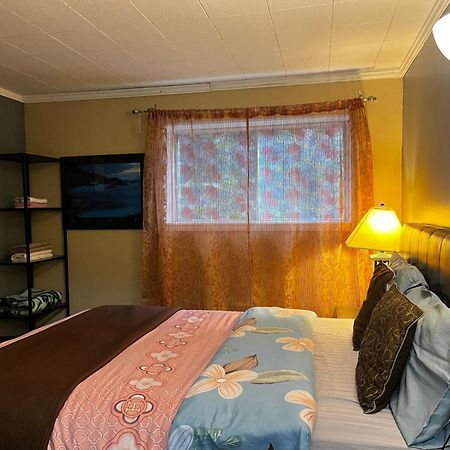 Beautiful Room Close Airport! YYC Exteriér fotografie