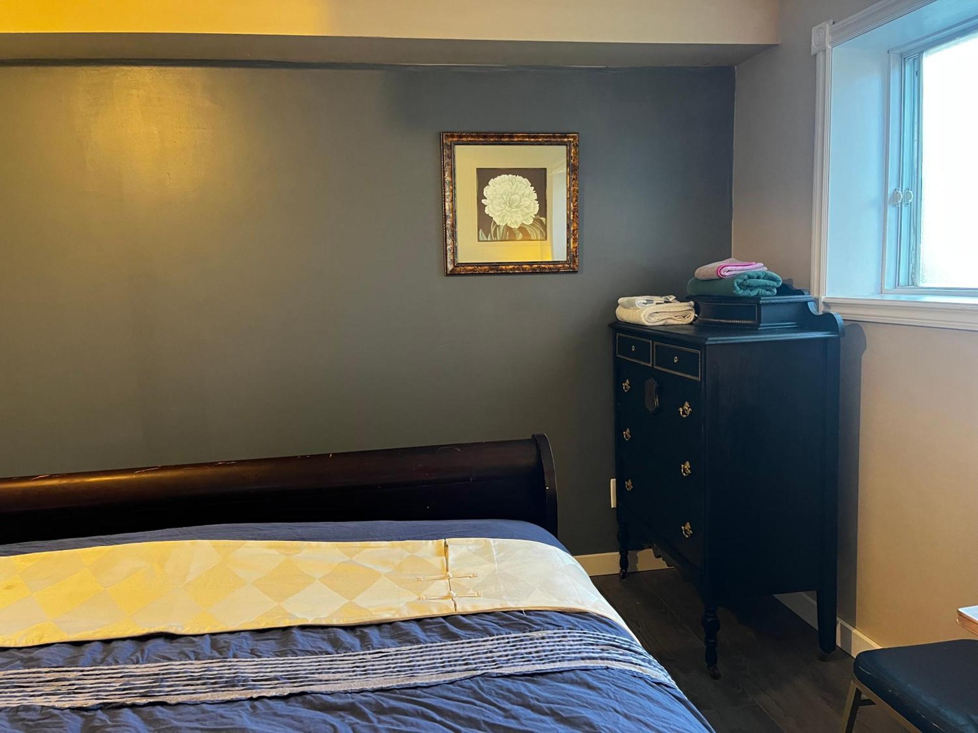 Beautiful Room Close Airport! YYC Exteriér fotografie