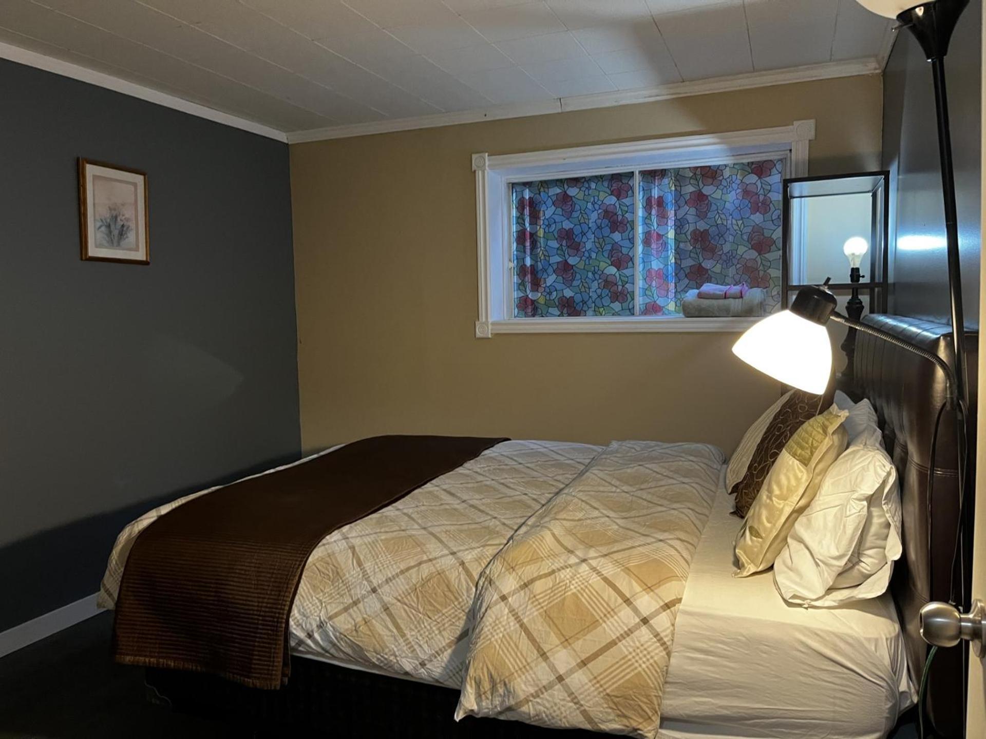 Beautiful Room Close Airport! YYC Exteriér fotografie
