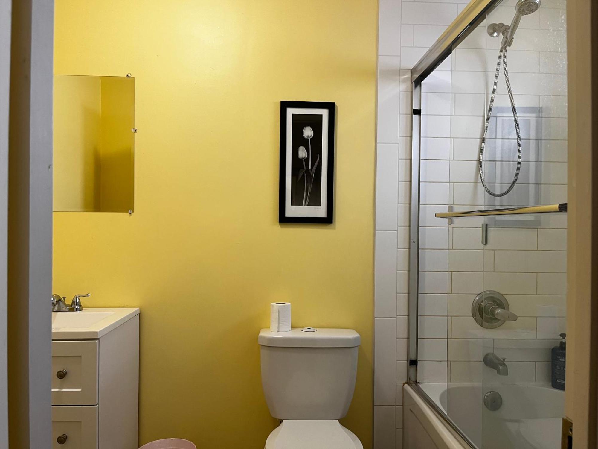 Beautiful Room Close Airport! YYC Exteriér fotografie